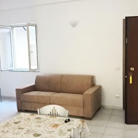 Climatizzato In Centro A 100M Dal Mare Villa Ciro Marina Luaran gambar