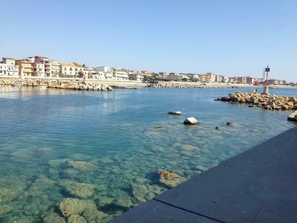 Climatizzato In Centro A 100M Dal Mare Villa Ciro Marina Luaran gambar